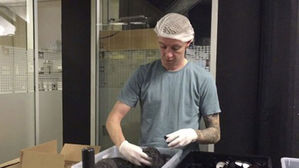 소금공장에서 퇴근, 이제 메시 막으러 출격!