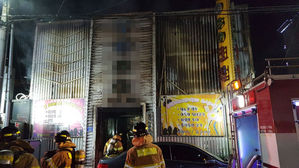 군산 주점 화재 3분 만에 출동했는데&hellip;왜 인명피해 컸나