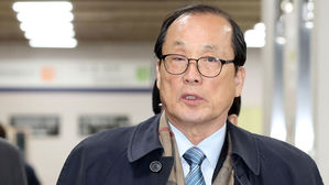 '文 지지' 불법 선거운동 장영달 전 의원에 징역 6개월 구형