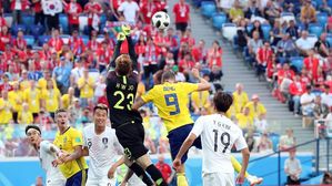 [박지성과 함께!] "팔공산 데 헤아의 멋진 선방쇼!" 진화하는 '빼박 콤비' 명품해설 - 스웨덴전 (1)