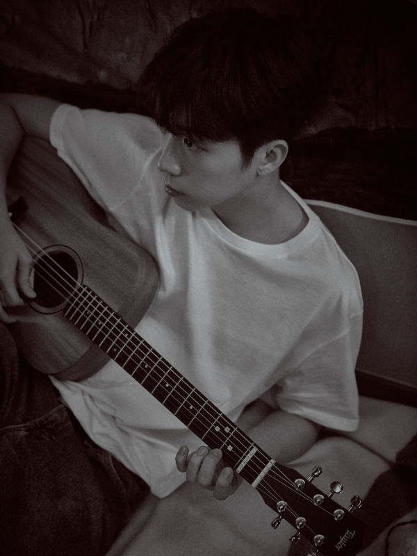 2PM WOO YOUNG