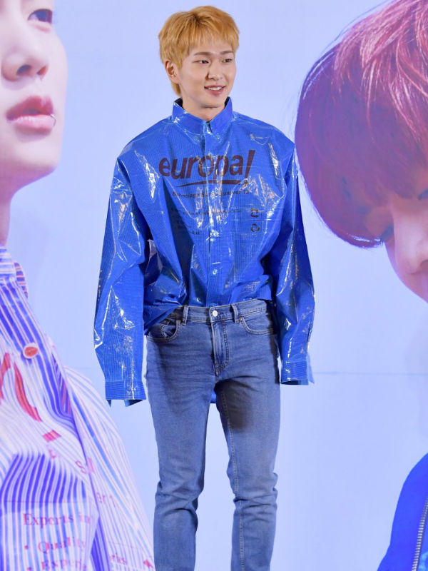 Idols with pure looks