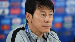 정몽규 축구협회장 "신태용 감독의 실험 폄하 않았으면"