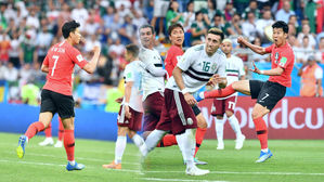 [다시 보는 월드컵] "손흥민! 왼발 슛!! 드디어 첫 골 터집니다!!!" '빼박 콤비' 해설로 보는 멕시코전 (1)