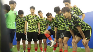 [영상pick] "절대 자신감 잃지 마!"&hellip;'캡틴' 기성용이 선수들에게 건넨 말