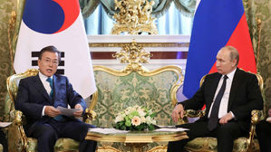 靑 "정상회담서 메모 준비해 말하는 건 외교적 관례"