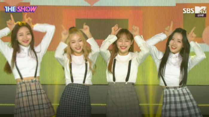 VIDEO: The Lovely Four Members of LOONA/yyxy Want to 'Love4eva'!