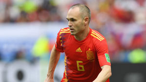 [영상][스페인:러시아] 경기 끝낼 뻔했는데&hellip;이니에스타, 균열 속 침착한 슈팅