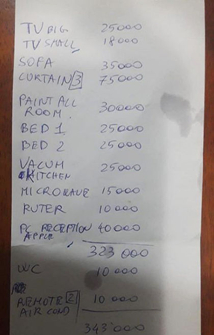 '한국인 커플이 내 아파트에 김치 테러