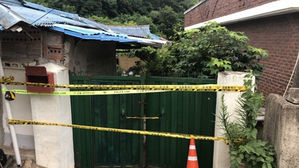 흉기로 경찰 살해 40대 남성 '묵비권'…가족 "조현병 앓아" 진술