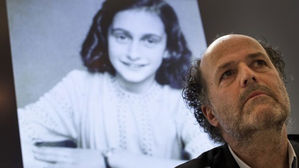 안네 프랑크도 미국행 두차례 거절당한 난민?