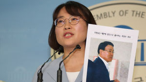 시민단체 "최정우 검찰 고발"&hellip;포스코 "허위사실 법적 조치"