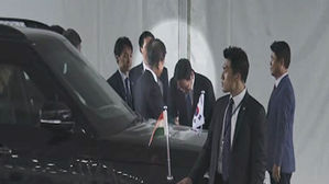 이재용, 문 대통령에 4차례 허리 숙여 인사…5분 별도 면담