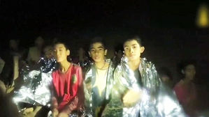 '무국적' 동굴 소년, 시민권 받나&hellip;태국 정부 "6개월 내 가능"