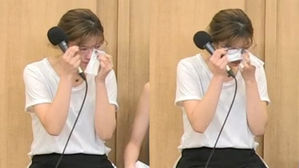 [SBS Star] TWICE JEONGYEON Suddenly Bursts into Tears During a Live Radio Show?