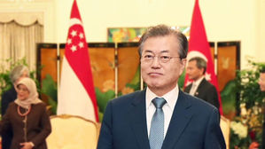 문 대통령 "北, '美 비난' 행동은 협상용…적대 종식 원해"