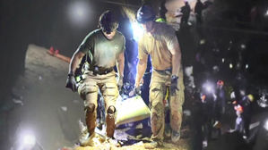 태국 동굴소년들의 긴박했던 고립 순간&hellip;"코치 덕에 버텨"