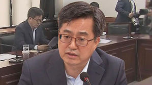 김동연 "고용 부진, 최저임금 인상 영향"&hellip;부작용 첫 언급