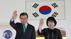 순방 마친 문 대통령 앞 산적한 과제들…'돌파구 찾기' 고심