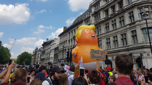 [취재파일] 영국 런던 '트럼프 반대 집회'에 직접 참가해봤습니다