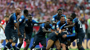 무패 우승 프랑스, 튼튼한 수비&middot;빠른 역습&hellip;'네오 아트사커'