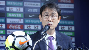 여자축구 윤덕여 감독 "인천의 아쉬움, 이번엔 기쁨으로"