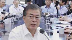 文, 최저임금 공약 불발 사과…"경제 감내할 수 있어야"