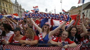 영웅들이 돌아왔다 크로아티아, 축구대표팀 열띤 환영