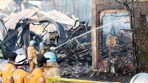 심야 인천 합성수지 공장 화재…27억 원 재산 피해