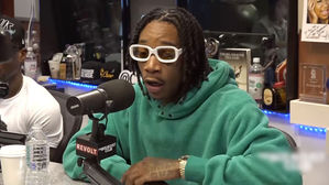 [스브스타] '한국인 비하' 가사 논란에 입 연 래퍼 위즈 칼리파