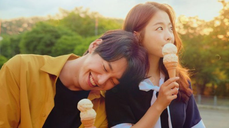 Kim Young-kwang & Park Bo Young Get Ready to Tell Their Love Story