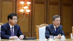 문 대통령, 첫 국정원 보고…키워드는 '적폐청산·남북관계'