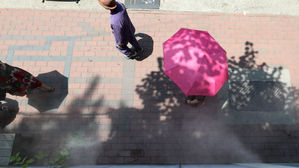 "덥다 더워"…경북 영천 신령 39.3도