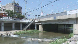 "물놀이 조심하세요"&hellip;전국 불볕더위에 수난 사고 잇따라