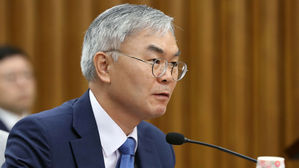김선수 청문회&hellip;"사법신뢰 회복 적임" vs "사법부 독립 부적격"
