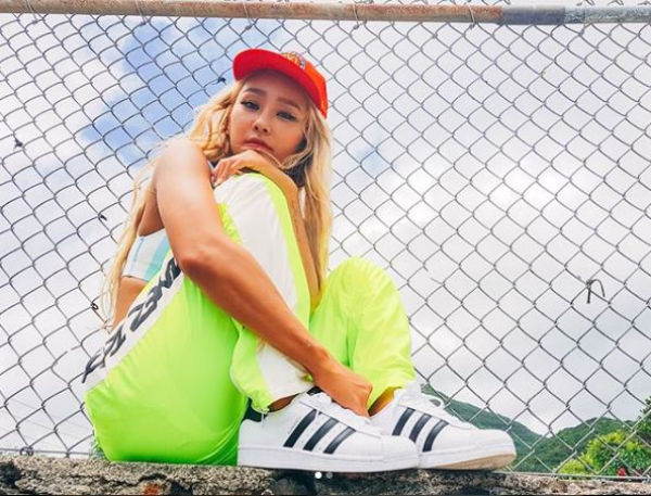 HYOLYN