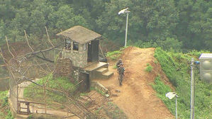 국방부 "DMZ 내 병력&middot;장비 시범 철수 추진"&hellip;北 호응이 관건