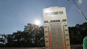 [취재파일] 잇따른 태풍의 공습…폭염 기세 꺾일까?