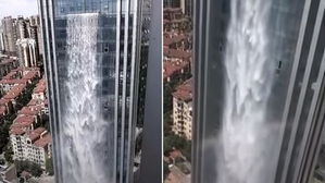 중국 빌딩에 세계 최대 인공폭포&hellip;낙폭 108ｍ 달해