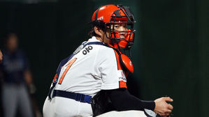 한화, '미성년 상대 성범죄 혐의' 엄태용 퇴단 절차 마무리