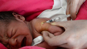 영유아 '백신 스캔들' 중국서 한 살배기 접종 3일 만에 사망