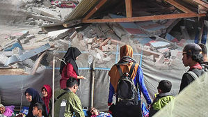 인도네시아 롬복서 규모 6.4 강진&hellip;14명 사망&middot;162명 부상