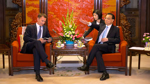 영국-중국 외무장관 양자회담&hellip;자유무역협정 가능성 등 타진