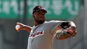 '샘슨 12승+정우람 30SV' 한화 3연패 탈출