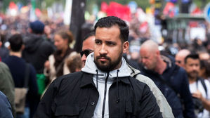 [월드리포트] 대통령 경호원이 시민 폭행…정치 위기 맞은 마크롱