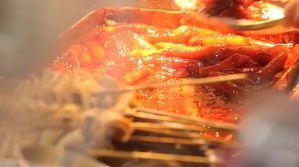 [영상토크] 한여름 밤의 떡볶이