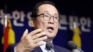 기무사 "해체 수준" 권고…기무 간판 떼고 인력 30%이상 축소 제안