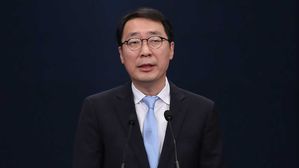 문 대통령 "현재 기무사 해체 개편"…기무사령관 교체