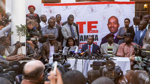 '대선패배 불복' 짐바브웨 야당대표 "모든 법적수단 강구"