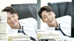 [SBS Star] The Cute Behind-the-scenes Photos of Yoon Si Yoon Filming His Drama